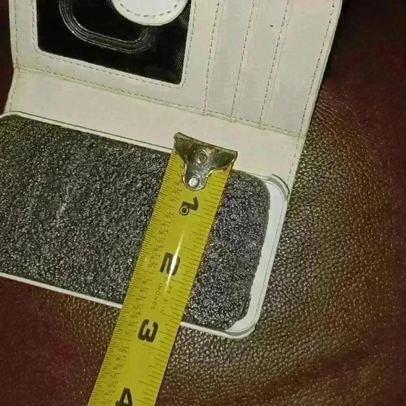 Magnetic IP 4G Wallet Phone Case - White - Picture 7 of 7